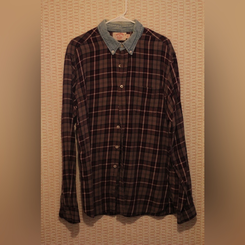BrooksBrother Men’s Long Sleeve Flannel Button Down